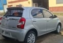 Autos - Toyota Etios 2016 Nafta 105000Km - En Venta