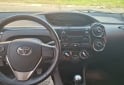 Autos - Toyota Etios 2016 Nafta 105000Km - En Venta