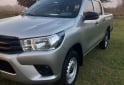 Camionetas - Toyota Hilux DX 4x2 2021 Diesel 175000Km - En Venta