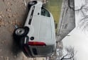 Utilitarios - Renault Kangoo 2017 Nafta 300000Km - En Venta