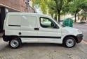 Utilitarios - Peugeot Partner hdi 1ra mano perm 2021 Diesel 122000Km - En Venta