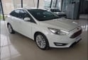 Autos - Ford Focus Titanium 4P 2017 Nafta 65000Km - En Venta