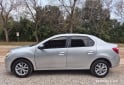 Autos - Renault LOGAN PRIVILEGE 2017 Nafta 220000Km - En Venta