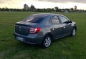 Autos - Renault Logan 2017 GNC 138000Km - En Venta