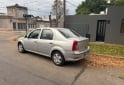 Autos - Renault Logan 2011 GNC 370000Km - En Venta