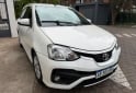 Autos - Toyota Etios 2017 Nafta 80000Km - En Venta