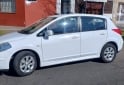 Autos - Nissan Tiida 2011 Nafta 125000Km - En Venta