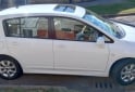 Autos - Nissan Tiida 2011 Nafta 125000Km - En Venta