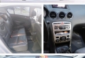 Autos - Peugeot 408 alluve+nav 2011 Diesel 180000Km - En Venta
