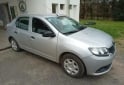 Autos - Renault LOGAN AUTHENTIQUE 1.6 2015 Nafta 230000Km - En Venta