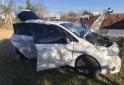 Autos - Peugeot 208 allure touchscreen 2016 Nafta 136000Km - En Venta