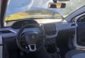 Autos - Peugeot 208 allure touchscreen 2016 Nafta 136000Km - En Venta