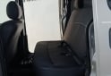 Utilitarios - Renault KANGOO 5 ASIENTOS 2018 GNC 136000Km - En Venta