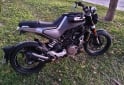 Motos - Husqvarna Svartpilen 2021 Nafta 4700Km - En Venta