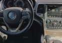Camionetas - Chrysler GRAND CHEROKEE OVERLAND 2017 Nafta 107000Km - En Venta