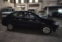 Autos - Volkswagen VOYAGE 2015 Nafta 300000Km - En Venta