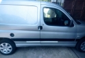 Utilitarios - Peugeot Partner furgón presence 2014 Nafta 168000Km - En Venta