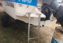Embarcaciones - VENDO o permuto lancha deportiva canestrari. ENTREGO con BATERÍA LONA Y TRAILERS - En Venta