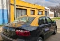 Autos - Volkswagen Voyage 2016 Nafta 369000Km - En Venta