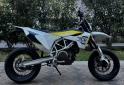 Motos - Husqvarna 701 supermoto 2018 Nafta 14000Km - En Venta