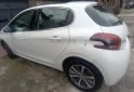 Autos - Peugeot Feline 208 2017 Nafta 81000Km - En Venta