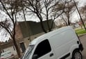 Utilitarios - Renault kangoo 2006 Nafta 200000Km - En Venta