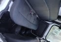 Utilitarios - Renault Kangoo 2015 GNC 218000Km - En Venta