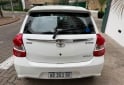 Autos - Toyota Etios 2017 Nafta 80000Km - En Venta