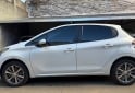 Autos - Peugeot 208 ALLURE 2017 Nafta 40200Km - En Venta