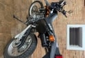 Motos - Suzuki DR 650 2025 Nafta 1900Km - En Venta