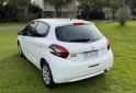 Autos - Peugeot 208 2017 Nafta 104000Km - En Venta