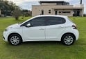 Autos - Peugeot 208 2017 Nafta 104000Km - En Venta