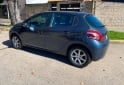 Autos - Peugeot 208 2014 Nafta 122000Km - En Venta