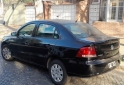 Autos - Volkswagen Voyage 2011 GNC 500000Km - En Venta