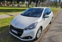 Autos - Peugeot 208 Allure 2019 Nafta 110000Km - En Venta