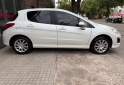 Autos - Peugeot 308 Allure Nav 2015 Diesel 150000Km - En Venta