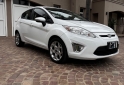 Autos - Ford Fiesta Kinetic Titanium 2011 Nafta 200000Km - En Venta