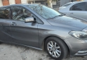 Autos - Mercedes Benz B200 2014 Nafta 180000Km - En Venta