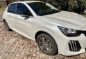 Autos - Peugeot 208 Allure AT 2025 Nafta 4200Km - En Venta