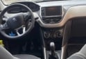 Autos - Peugeot 2008 2017 Nafta 185000Km - En Venta