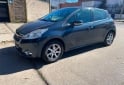 Autos - Peugeot 208 2014 Nafta 122000Km - En Venta