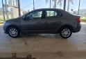 Autos - Renault Logan 2016 GNC 140000Km - En Venta