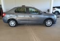 Autos - Renault Logan 2016 GNC 140000Km - En Venta