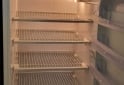 Hogar - HELADERA iNDESiT TAE 37 CON FREEZER DE ARISTON - En Venta