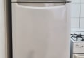 Hogar - HELADERA iNDESiT TAE 37 CON FREEZER DE ARISTON - En Venta