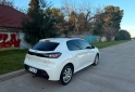 Autos - Peugeot 208 2021 Nafta 130000Km - En Venta