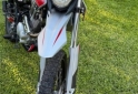 Motos - Motomel Skua Silver Edition 150 c 2023 Nafta 15000Km - En Venta