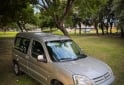 Utilitarios - Citroen berlingo 2011 Nafta 134000Km - En Venta