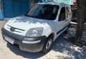 Utilitarios - Peugeot Partner berlingo 2021 Diesel 92000Km - En Venta