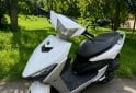 Motos - Zanella Styler RS Scooter 2024 Nafta 14000Km - En Venta